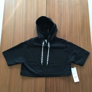 Alo Yoga Air Land Ocean Short Sleeve Crop Hoodie S